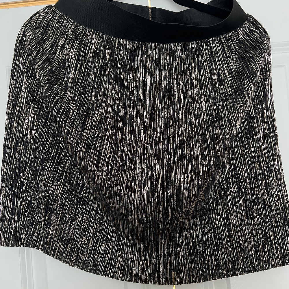 Soft metallic skirt
